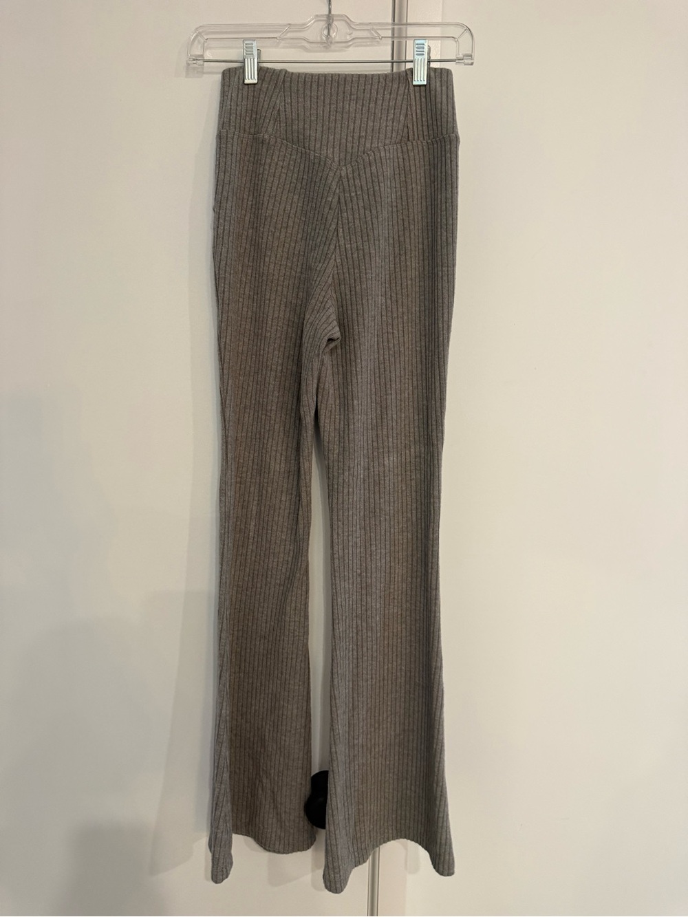 HALARA Gray Ribbed High-Waist Flare Leggings - Picture 3 of 4